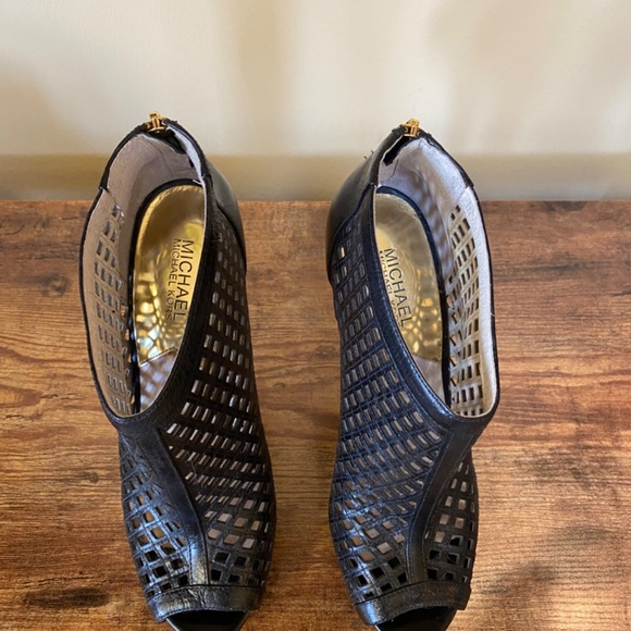 Michael Kors bootie - Picture 5 of 5